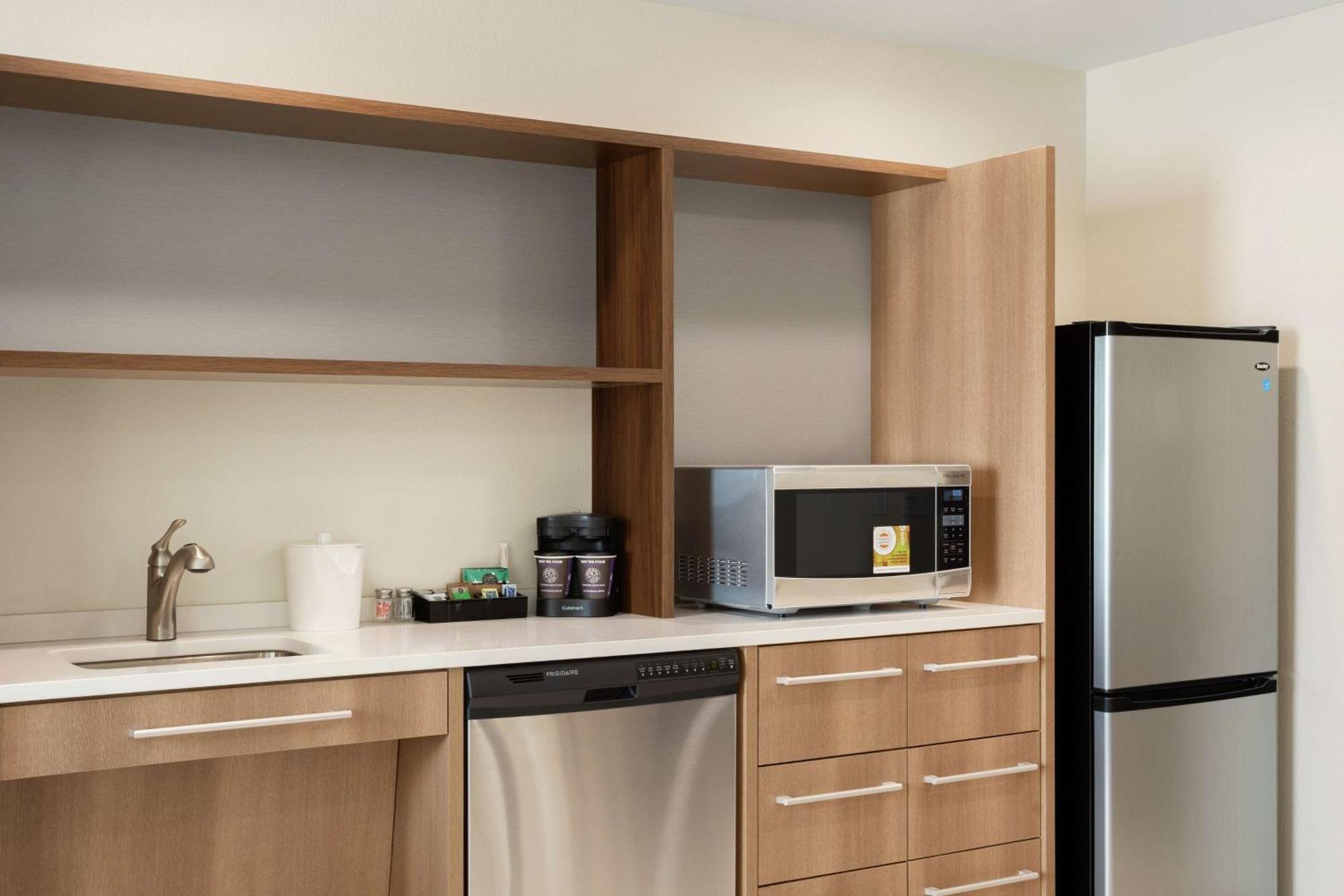 Home2 Suites By Hilton Warminster Horsham Eksteriør bilde